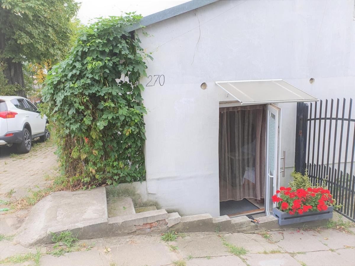 Fajne Stylowe Studio Z Aneksem Kuchennym Appartamento Poznań Esterno foto