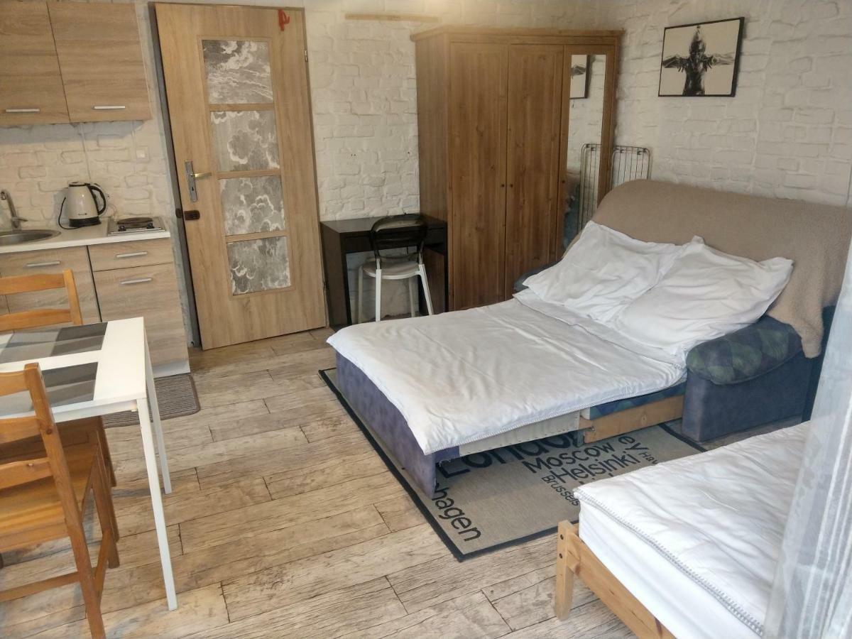 Fajne Stylowe Studio Z Aneksem Kuchennym Appartamento Poznań Esterno foto